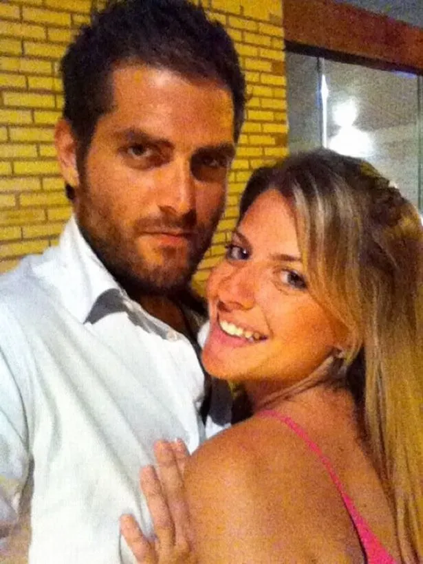 Mazzi jatuh cinta pada Milena, istrinya, karena kegiatan relawan yang dilakukan sang istri © mirror.co.uk