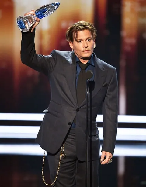 Johnny Depp © USMagazine