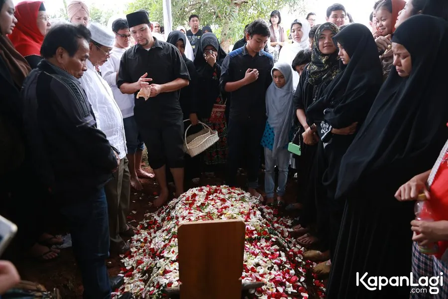Derry selalu pacu semangat sang istri di detik terakhir kepergiannya/©KapanLagi.com®/Agus Apriyanto