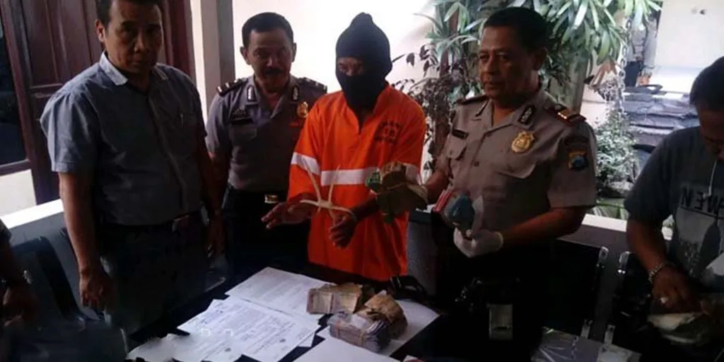 Perampok terciduk (Sumber: Surya Malang)