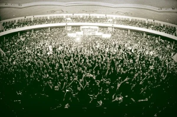 Suasana penonton Split The Venom 2013 di Dome UMM @twitter.com/@burgerkill666