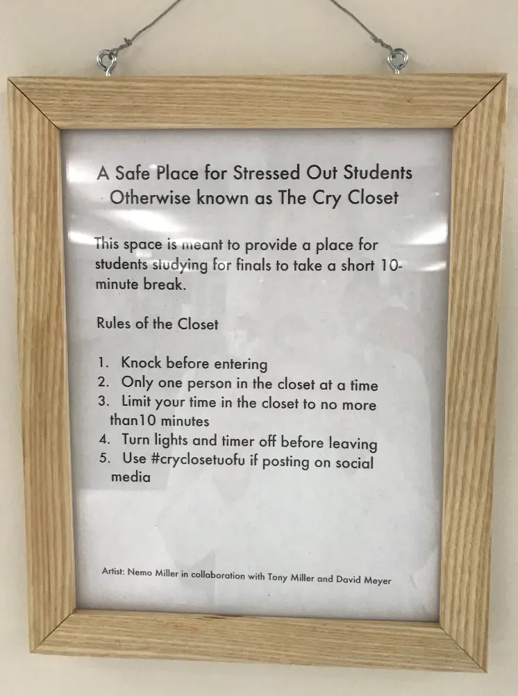 Menangis saat menghadapi berbagai terpaan masalah itu bukan berarti kamu orang yang lemah lho © Oddity Central/USA Today