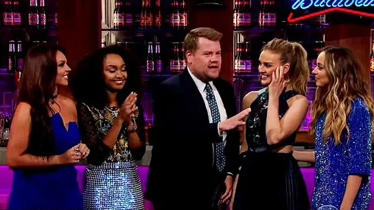 Perrie ditemani teman-teman Little Mix-nya © The Late Late Show