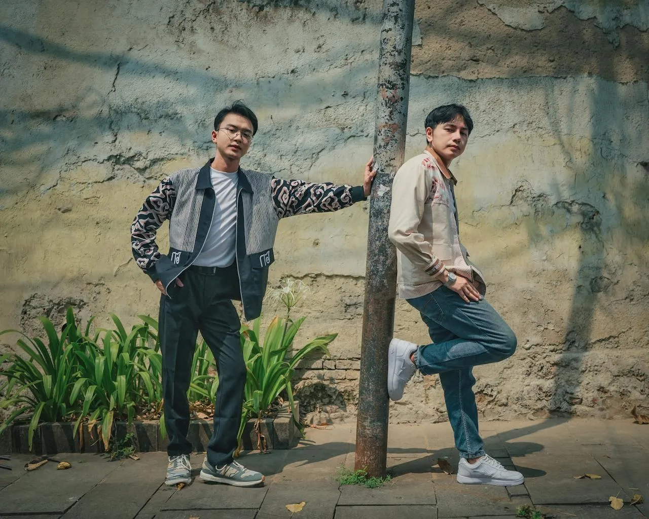 Ilustrasi fashion batik modern. (c) Sandi Yudha/Pexels