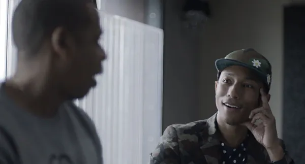 Itu kepala Jay Z, kan? @Facebook.com/PharrellWilliams