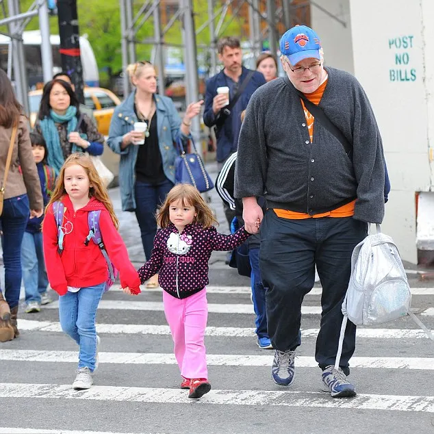 Philip Seymour Hoffman dan anak-anaknya @ dailymail.co.uk