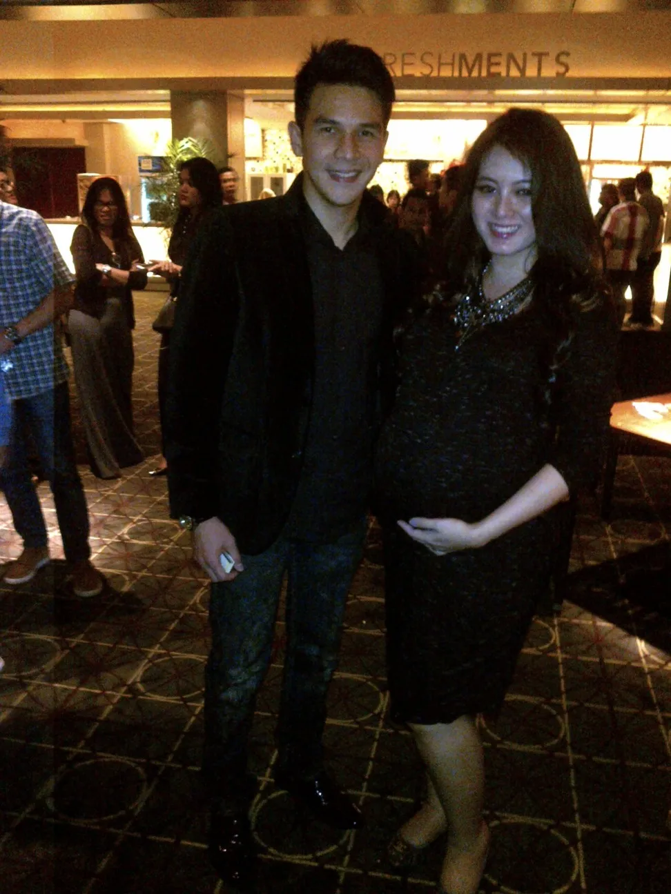 Istri Jonathan Frizzy sedang hamil anak kembar. @KapanLagi.com®