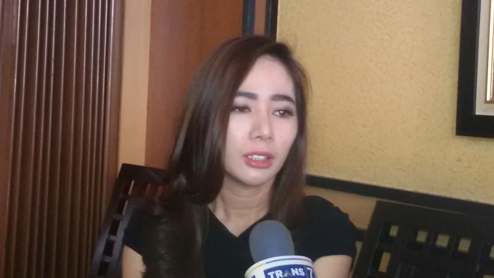 Linda menyebut Enji tidak melunasi pembayaran mobil yang ia beli. ©KapanLagi.com®/Hendra Gunawan