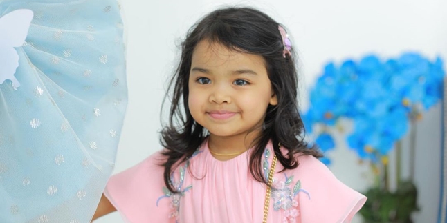 10 PHOTOS Launching Children's Songs, Siti Nurhaliza Throws a Fancy All-Pink Party