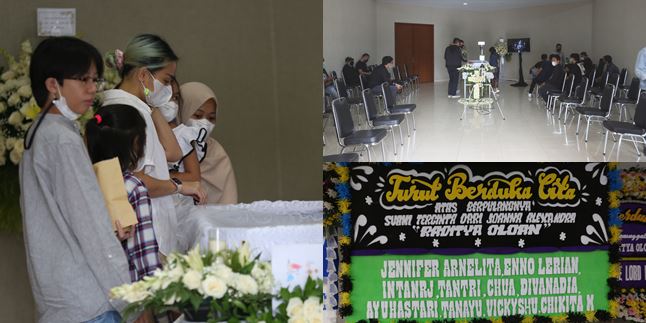 10 Portraits of the Atmosphere of Raditya Oloan's Funeral Home, Husband of Joanna Alexandra, Rows of Flower Arrangements - Family Unable to Hold Back Tears