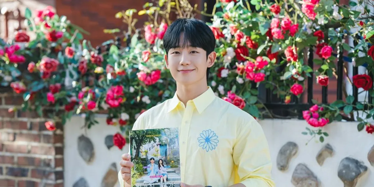 10 Recommendations for Jung Hae In's Dramas That Successfully Achieved High Ratings Thanks to His Acting