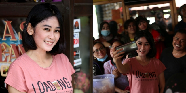 12 Pictures of Nur Fitriyani, a Viral Bakso Seller with a Beautiful Face Similar to Uut Permatasari
