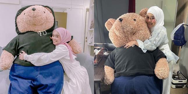 6 Portraits of Rizky Billar Surprising Lesti Kejora with a Big Teddy Bear, to Cheer Her Up while She's Sick