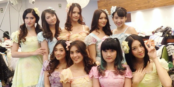 7 Vintage Photos of Ochi Rosdiana, Star of the Soap Opera 'BUKU HARIAN SEORANG ISTRI', with JKT48 Friends, Beautiful in Colorful Costumes - Astonishing Netizens