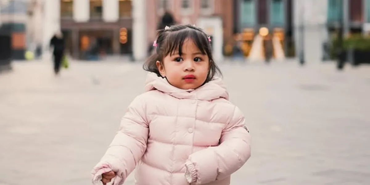 7 Portraits of Lily, Daughter of Nagita Slavina, in Europe, Always Adorable Even When Sleeping