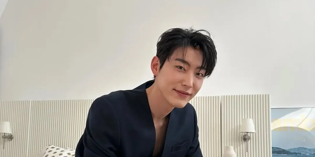 7 Portraits of Park Young Woon, the King's Guard in 'BON APPETIT, YOUR MAJESTY', He is Really Handsome