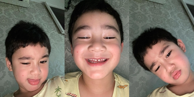 7 Portraits of Rafathar's Selfie 'Hijacking' Rieta Amilia's Phone, Red Cheeks Bitten by Mosquito - Handsome Like Raffi Ahmad