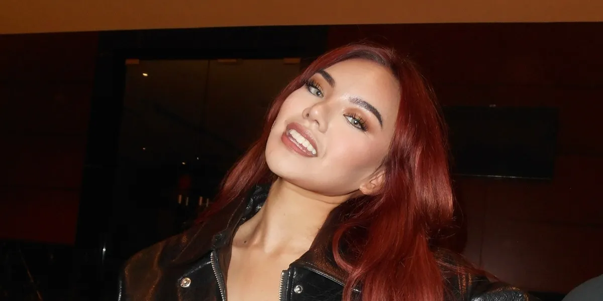 7 Portraits of Shafa Harris After Undergoing Plastic Surgery on Her Nose, Experiencing Swelling in Her Cheeks and Difficulty Opening Her Eyes