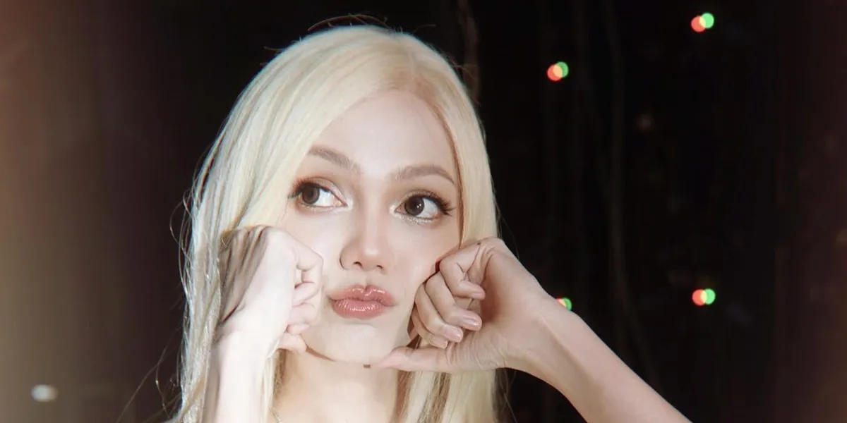 7 Latest Photos of Rina Nose Called Oplas, Her Appearance Makes People Stunned