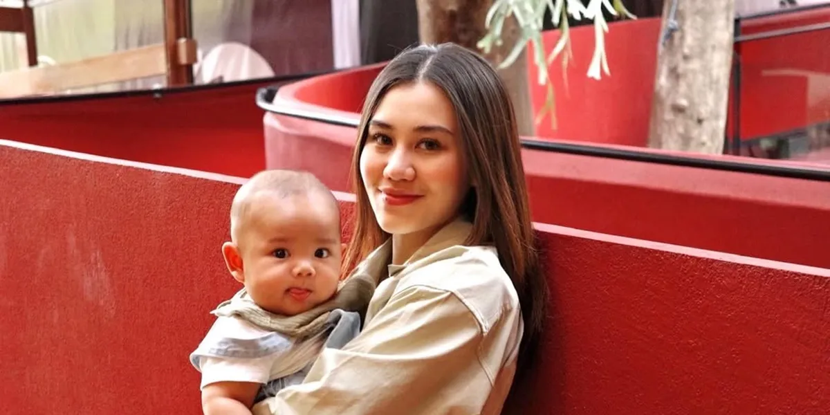 8 Artists Become New Mothers, the Charm of Young Moms - Some Keep Their Children's Faces Private