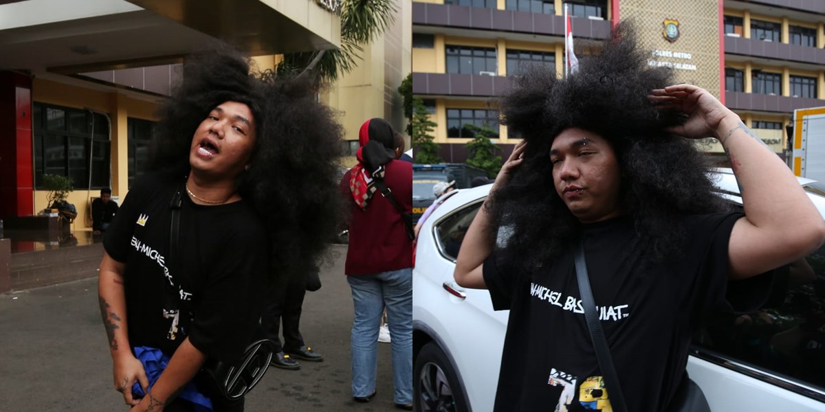 8 Portraits of Mail Syahputra, Nikita Mirzani's Assistant, Arriving for Vadel Badjideh's Examination, Stealing Attention with a Curly Wig