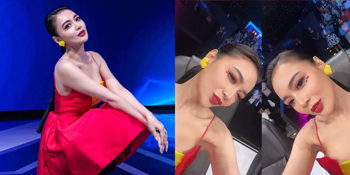 8 Photos of Wika Salim Looking Beautiful in Shazam Costume, Halloween Branch of Dangdut - Showing Smooth Armpits