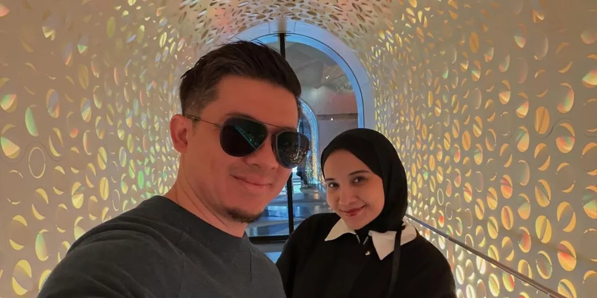 8 Portraits of Zaskia Sungkar & Irwansyah Dating Again During Second Pregnancy, Enjoying Romantic Moments