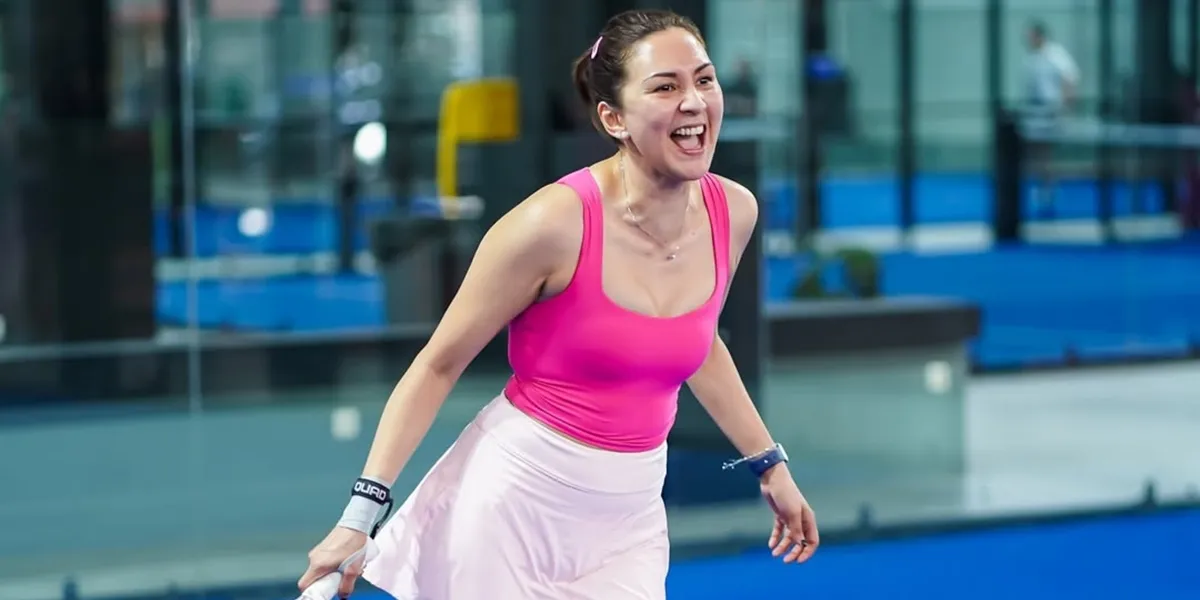 Donna Agnesia's Action Playing Padel, Full of Enthusiasm Until She Shouts