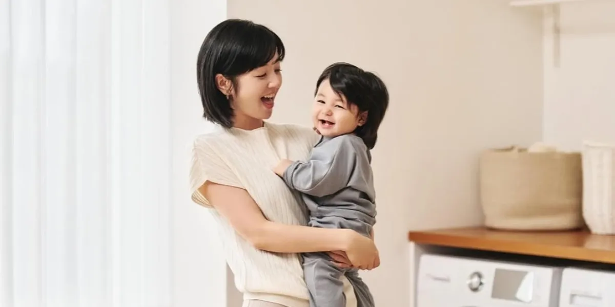 Shim Hyung Tak's Child 'Looks Like Jungkook BTS' Debuts at 10 Months Old