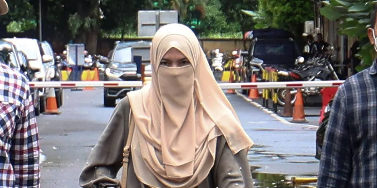 Deny Limiting Insanul Fahmi's Meeting with His Child, Wardatina Mawa: Don't Spread Too Many Slanders