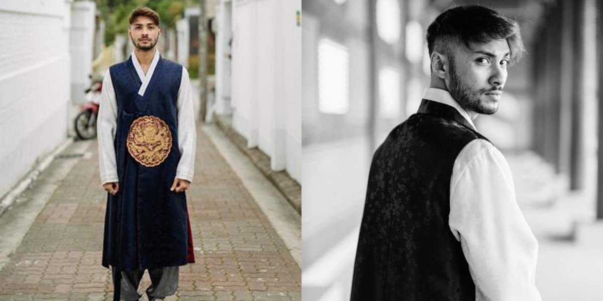 Series of Photos of Refal Hady's Vacation in South Korea, Sightseeing Around Seoul, Showcasing Handsome Charms Wearing Hanbok