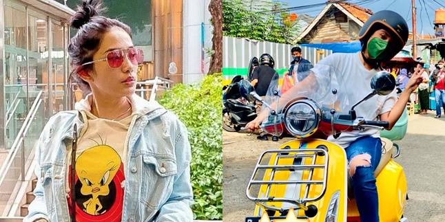 Series of Photos of Ussy Sulistiawaty Shopping at the Market Riding an Expensive Vespa, the Price Makes Netizens Stunned