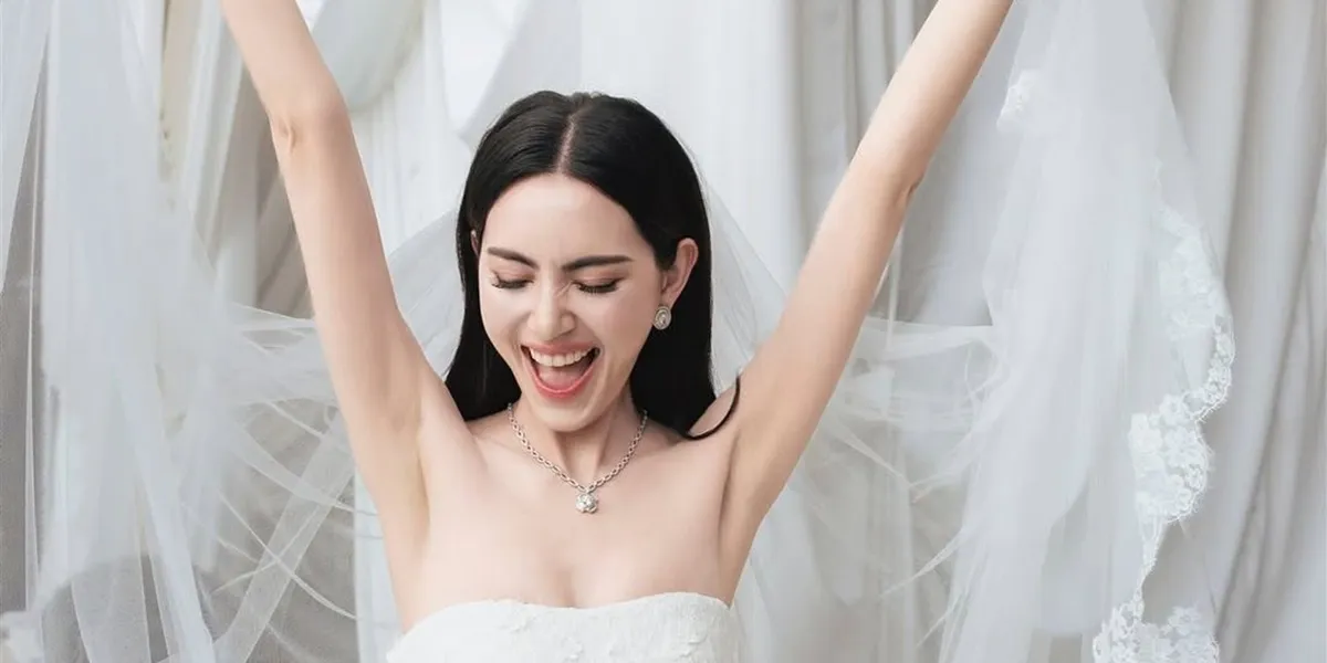 A List of Celebrities Congratulating Davika Hoorne, from Bright to Marsha Timothy