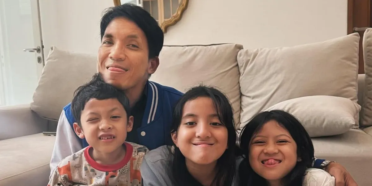 Desta and Natasha Rizky Celebrate Their Eldest Daughter's 12th Birthday Together