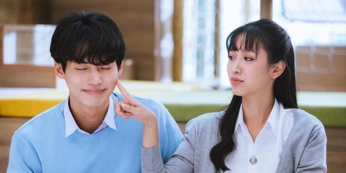 Thai Drama about the Silly Life of Neighbors Full of Laughter and Unexpected Conflicts