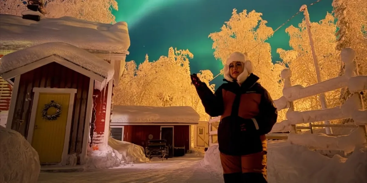 Eddies Adelia Vacation in Finland, Aurora Hunting - Dog Sledding