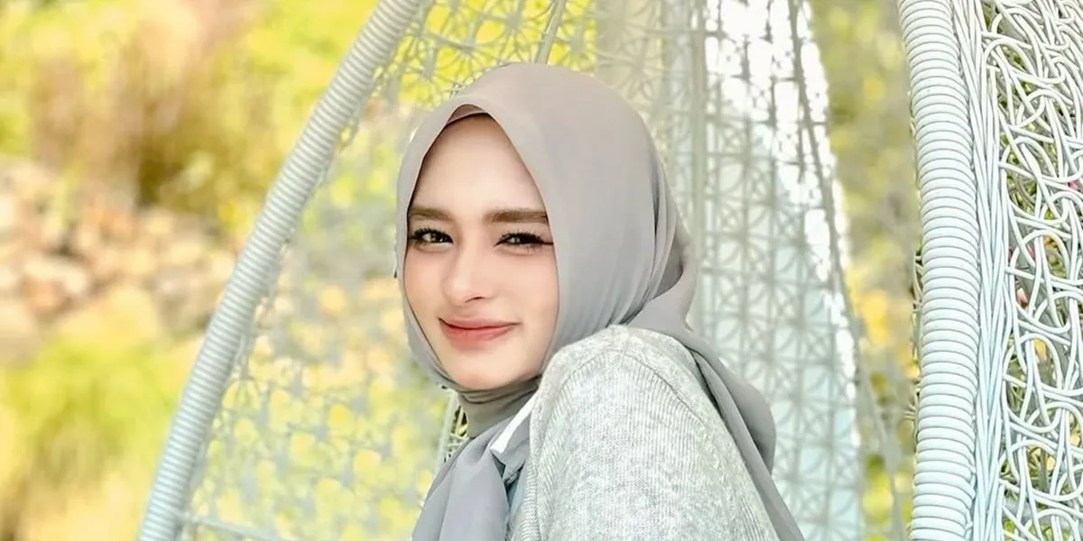 Eva Manurung Asks Inara Rusli to Focus on Resolving Issues Without Involving the Children