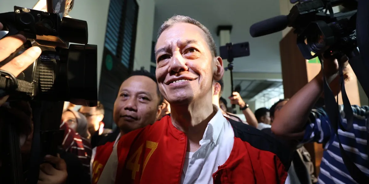 Fariz RM Continues to Create in Prison Despite Delayed Trial: Enjoys Reading Detective Conan & Prepares New Work