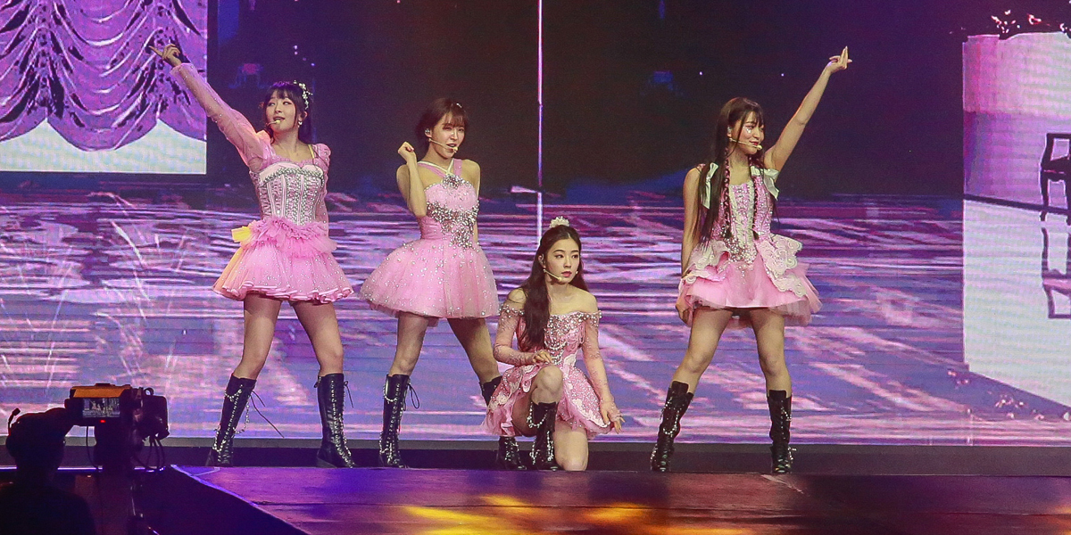 Photos of Red Velvet's 'R TO V in Jakarta' Concert, Still Exciting and Festive Despite Joy's Absence
