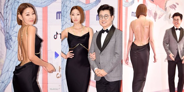 PHOTO: Han Hye Jin Appears in Backless Dress Showing off Beautiful Back at the MBC Drama Awards Red Carpet, Becomes the Talk of Netizens