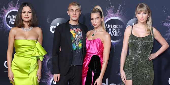 PHOTO: Red Carpet Parade American Music Awards 2019, Featuring Selena Gomez - Taylor Swift!