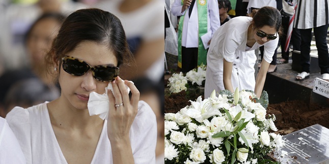 PHOTO: Mikha Tambayong's Sad Tears Adorned Her Mother's Funeral