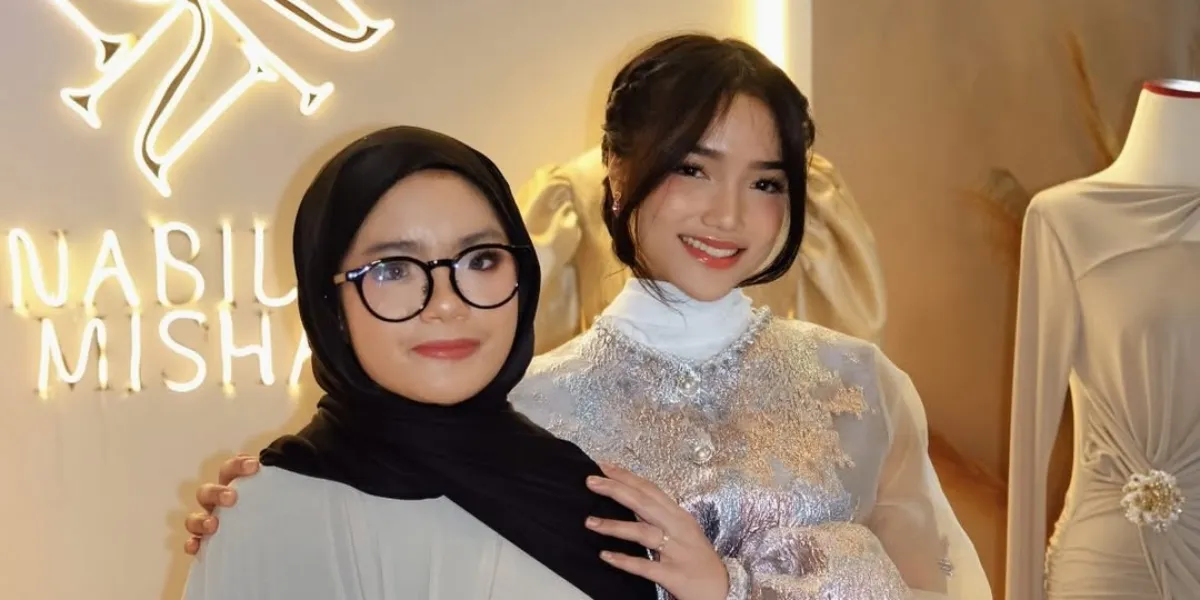 Fuji Admires Designer Nabila Misha, Holds Fashion Show at Age 14