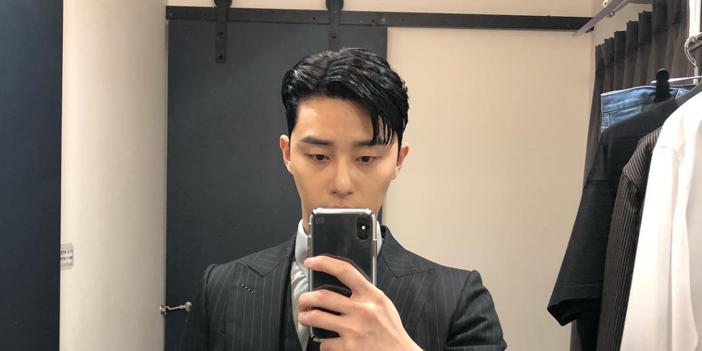 Increasingly Handsome, Here's a Collection of Photos of Park Seo Joon Wearing Luxurious Suits