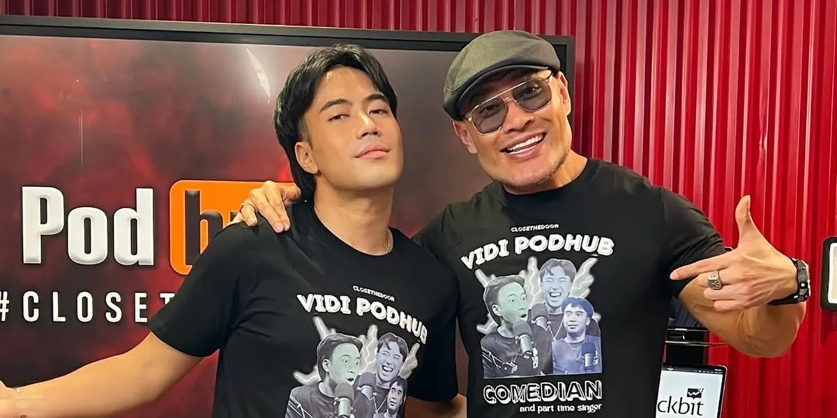 Attend the Funeral of Vidi Aldiano, Deddy Corbuzier Accompanied by Nada and Azka 