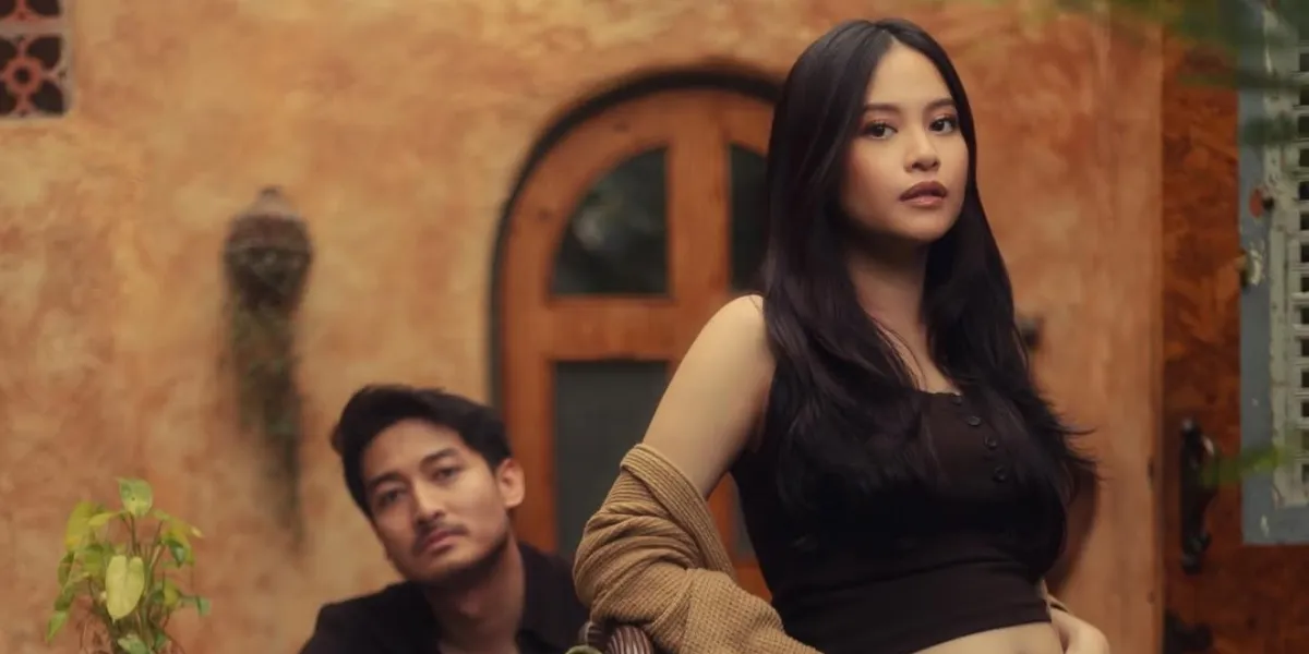 Hanggini Announces First Child Pregnancy, Appears Stunning While Showing Off Baby Bump