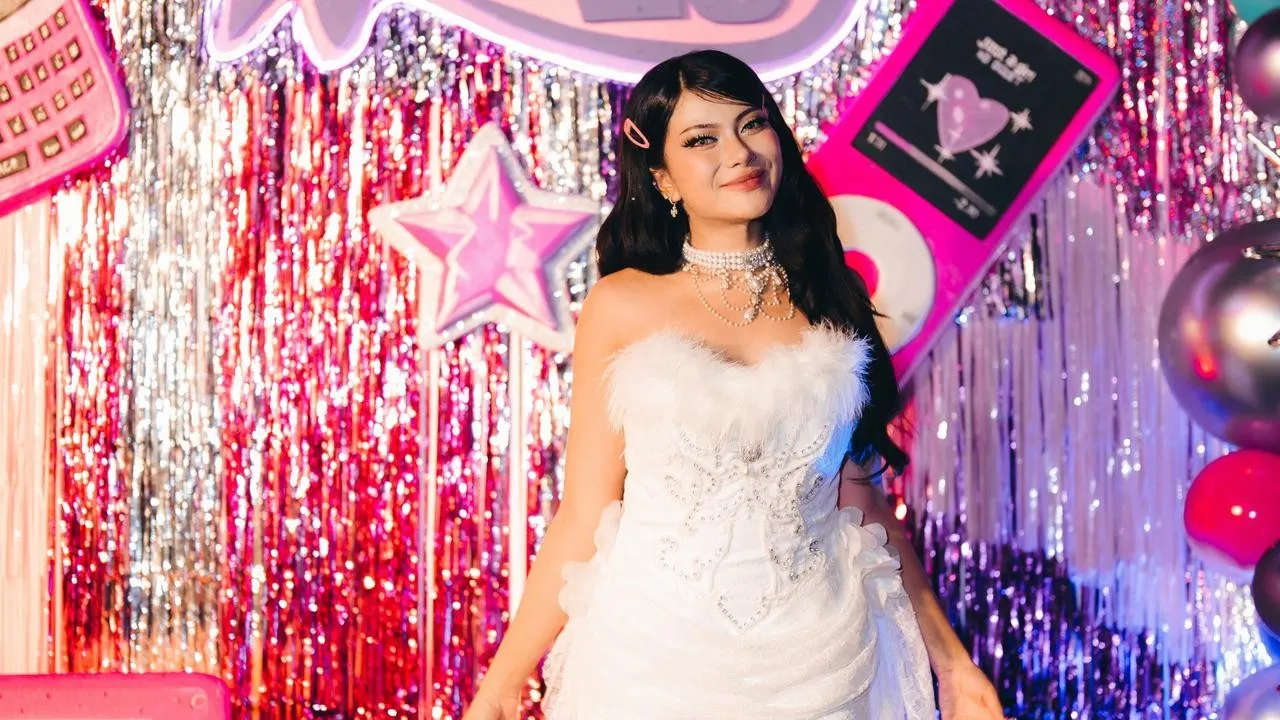 Potret Hanum Mega Ultah ke-26 Bertema Y2K Gyaru, Fuji hingga Rachel Vennya Hadir