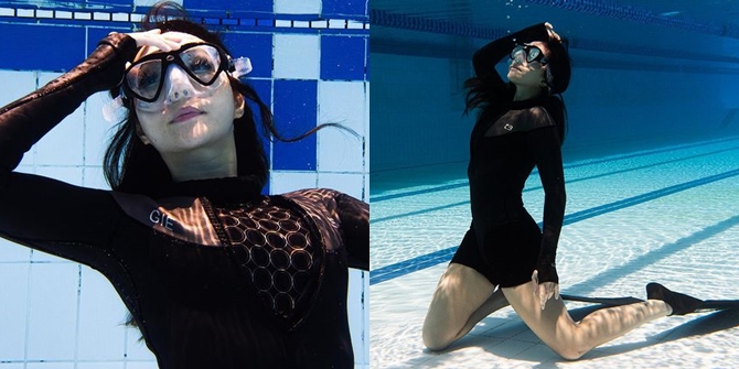 Hot Mom Shows Off Slim Body, a Series of Gisella Anastasia's Latest Photos Pose Beautifully at the Bottom of the Swimming Pool: Showing off the Charms of a Supermodel!