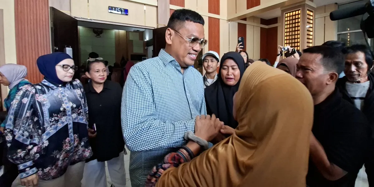 Mother of the Defendant in the House Robbery Case Confronts Uya Kuya While Crying: Forgive My Child, Sir