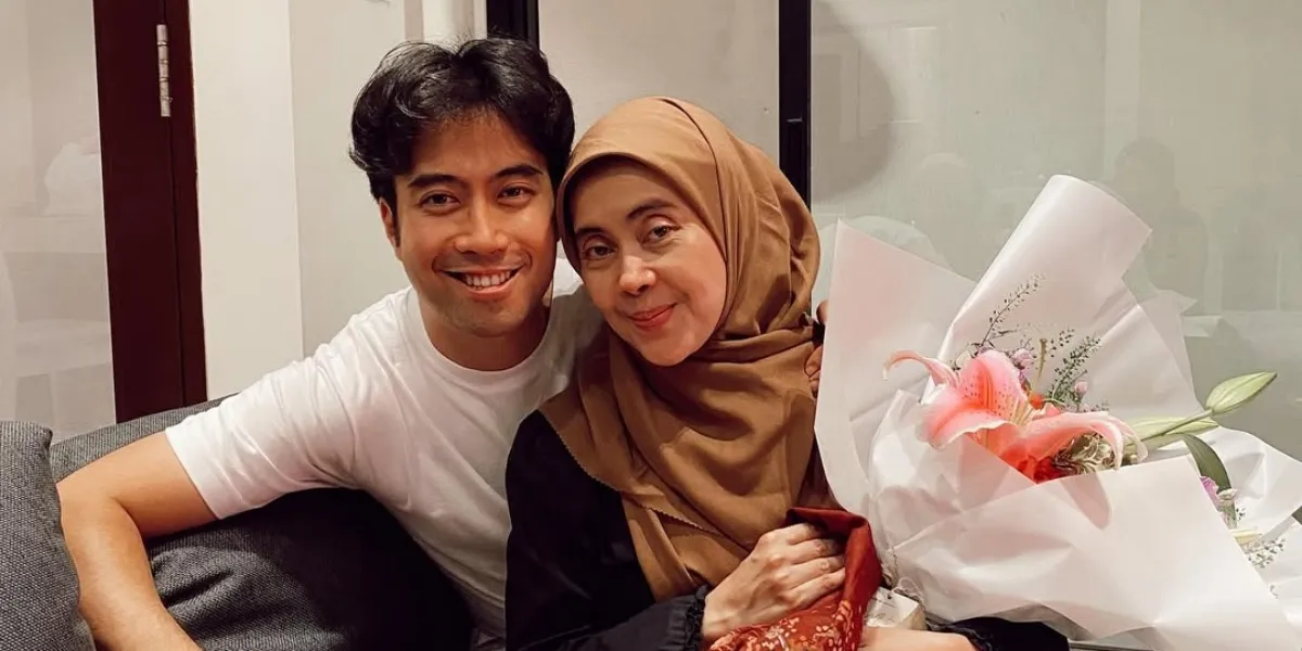 Vidi Aldiano's Mother Remembers Moments with the Deceased During Ramadan